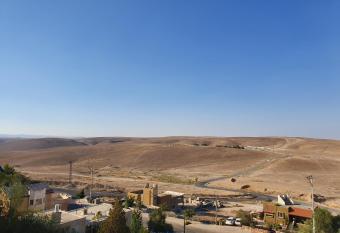 Arad Odem Apartments allows 18 year olds to book a room