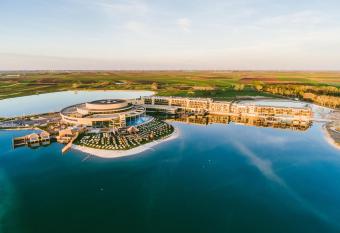 St. Martins Therme & Lodge has Balcony rooms