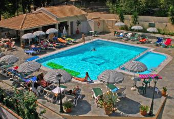 Elli Marina Studios and Apartments has Balcony rooms