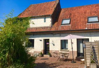 Le Clos du Carpe Diem has Balcony rooms