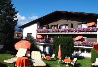 Hotel Sonnhof has Balcony rooms