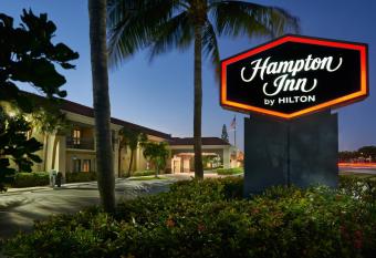 Hampton Inn Jupiter/Juno Beach has Balcony rooms