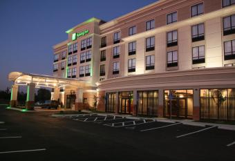 Holiday Inn Columbus - Hilliard By IHG allows 18 year olds to book a room