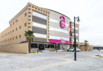 Dome El Nozha allows 18 year olds to book a room