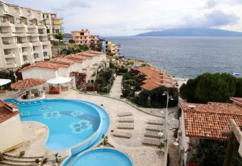 Bellavista Apartments Bougainville Bay allows 18 year olds to book a room