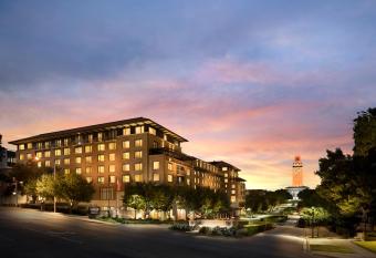 AT&T Hotel and Conference Center allows 18 year olds to book a room