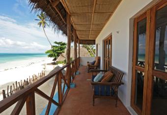 Meliks has Balcony rooms