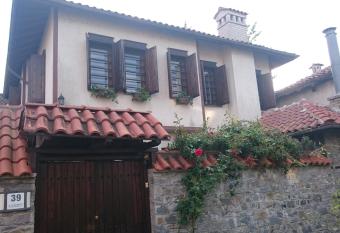Guest house  has Balcony rooms