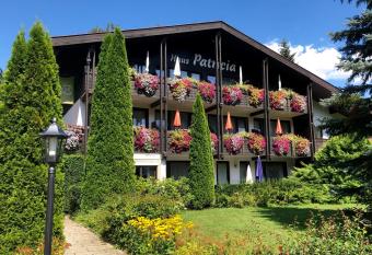 Haus Patricia has Balcony rooms