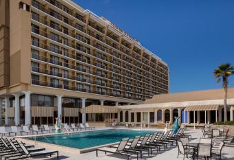 DoubleTree by Hilton Jacksonville Riverfront has Balcony rooms