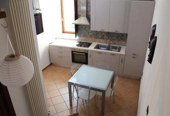 Ali House has Balcony rooms