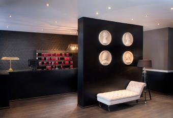 Hotel Excelsior Ludwigshafen allows 18 year olds to book a room