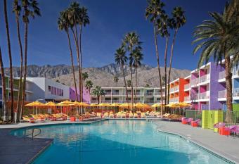 The Saguaro Palm Springs has Balcony rooms
