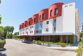 BV President Hotel has Balcony rooms