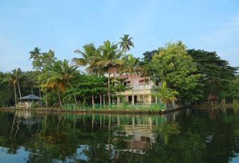 Orchid Lake View Homestay has Balcony rooms