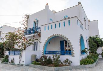 Arhontiko has Balcony rooms