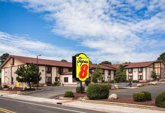 Super 8 by Wyndham Flagstaff allows 18 year olds to book a room