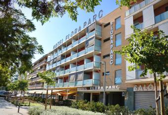 Hotel Flora Parc has Balcony rooms