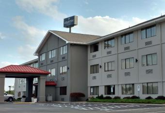 Country Inn & Suites by Radisson, Abingdon VA allows 18 year olds to book a room