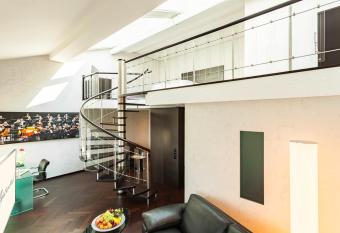 Allg  uStern Hotel allows 18 year olds to book a room