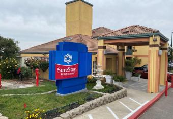 SureStay Plus Hotel by Best Western San Jose Central City has Balcony rooms