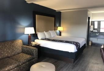 Scottish Inns - Locust Grove has Smoking rooms