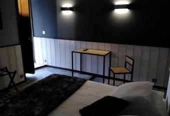 Le Silex allows 18 year olds to book a room