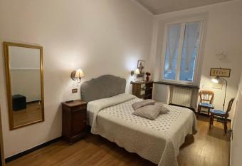 San Lorenzo 21 Apartment allows 18 year olds to book a room