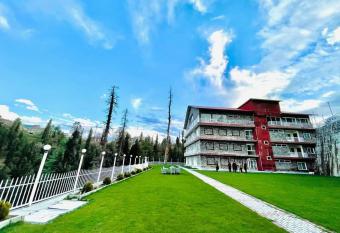 Humming Bird Resort and Executive Suites has Balcony rooms