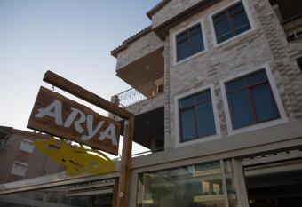 Arya Suits has Balcony rooms