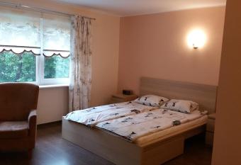 P  rnu Ringi 54 Apartment allows 18 year olds to book a room