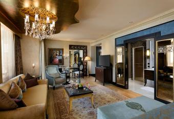 Titanic Mardan Palace allows 18 year olds to book a room