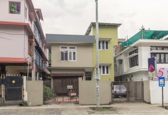 Tusti Homestay allows 18 year olds to book a room