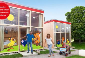 Ravensburger Spieleland Feriendorf allows 18 year olds to book a room