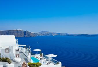 Canaves Sunday allows 18 year olds to book a room