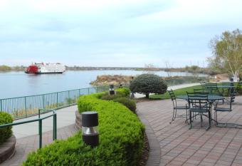 Hampton Inn Richland/Tri-Cities has Balcony rooms