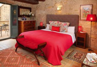 El Rac   de Madremanya - Adults only allows 18 year olds to book a room