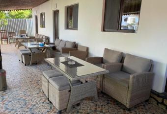 Casa Chitu allows 18 year olds to book a room