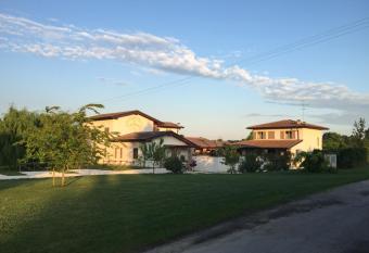 Corte di Tosina has Balcony rooms