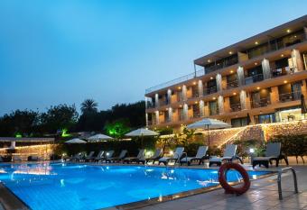 Apollon Hotel has Balcony rooms