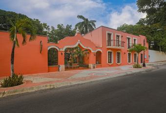 Hacienda San Miguel Hotel & Suites has Balcony rooms