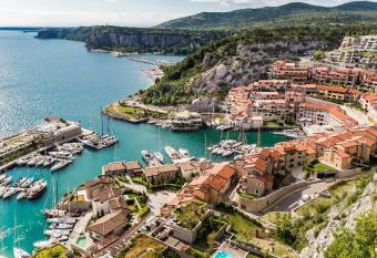 Portopiccolo Apartments allows 18 year olds to book a room