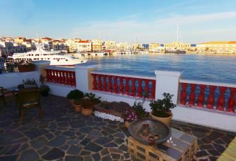 Locadiera Pansion has Balcony rooms