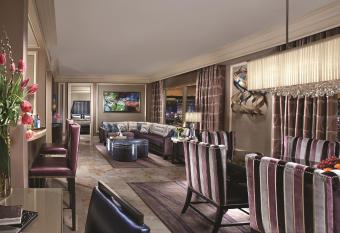 Bellagio has rooms with a private hot tub