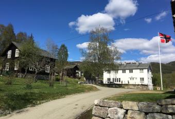 Hesla Farm has Balcony rooms
