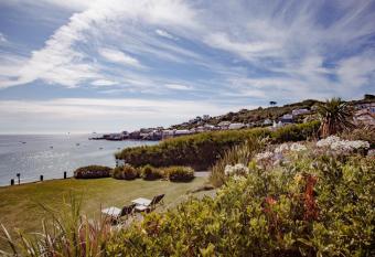 The Bay Hotel has Balcony rooms