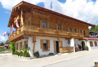 G  stehaus Eschenhof has Balcony rooms