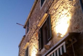 Buena Vis-ta Apartments with the Sea View has Balcony rooms