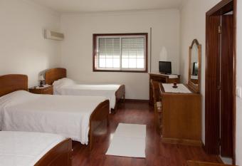 Residencial o Trindade allows 18 year olds to book a room