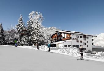 Hotel La Perla: The Leading Hotels of the World has Balcony rooms